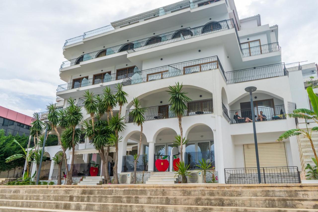 Adam & Eve Suites Saranda Dış mekan fotoğraf