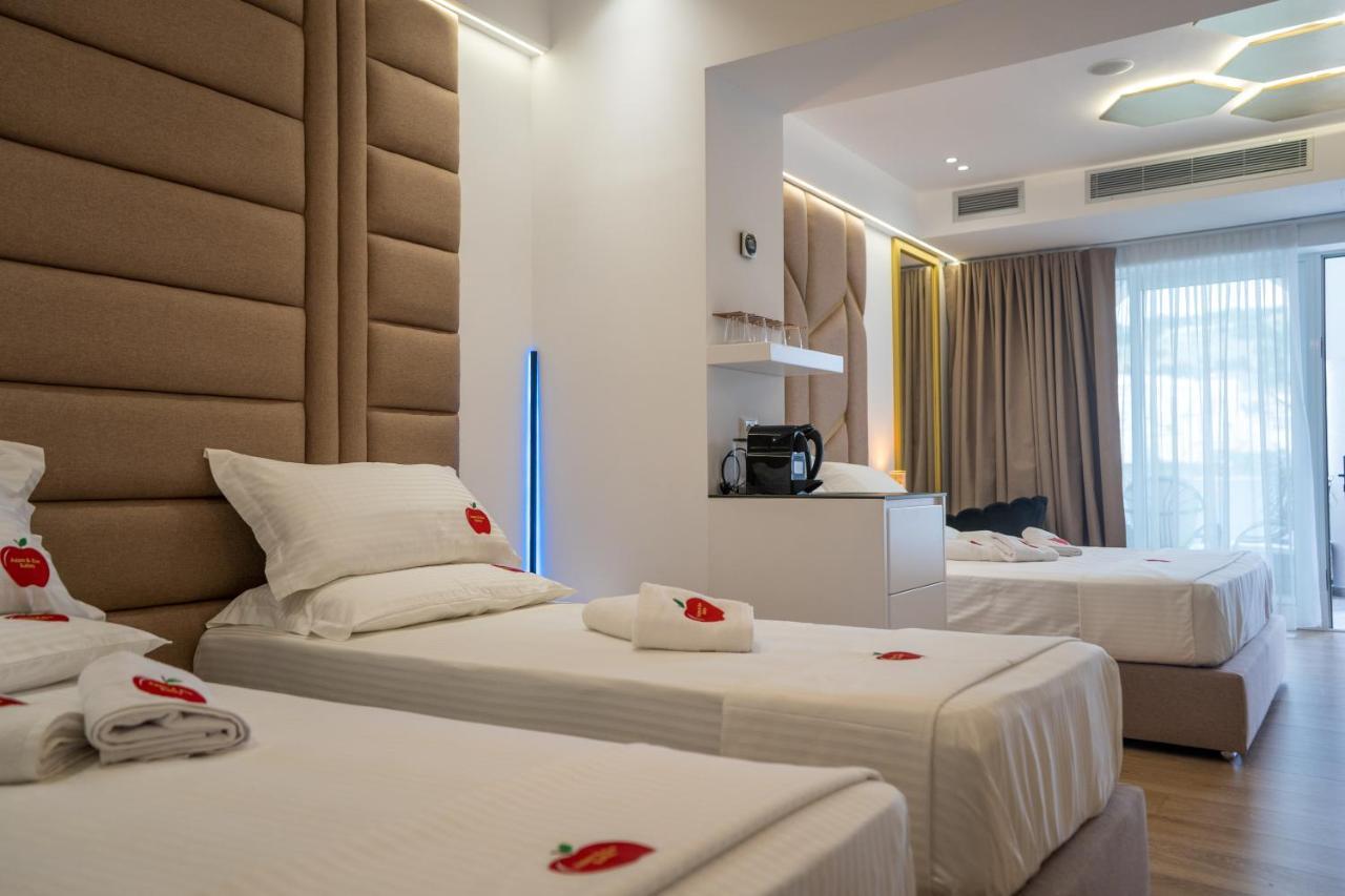 Adam & Eve Suites Saranda Dış mekan fotoğraf