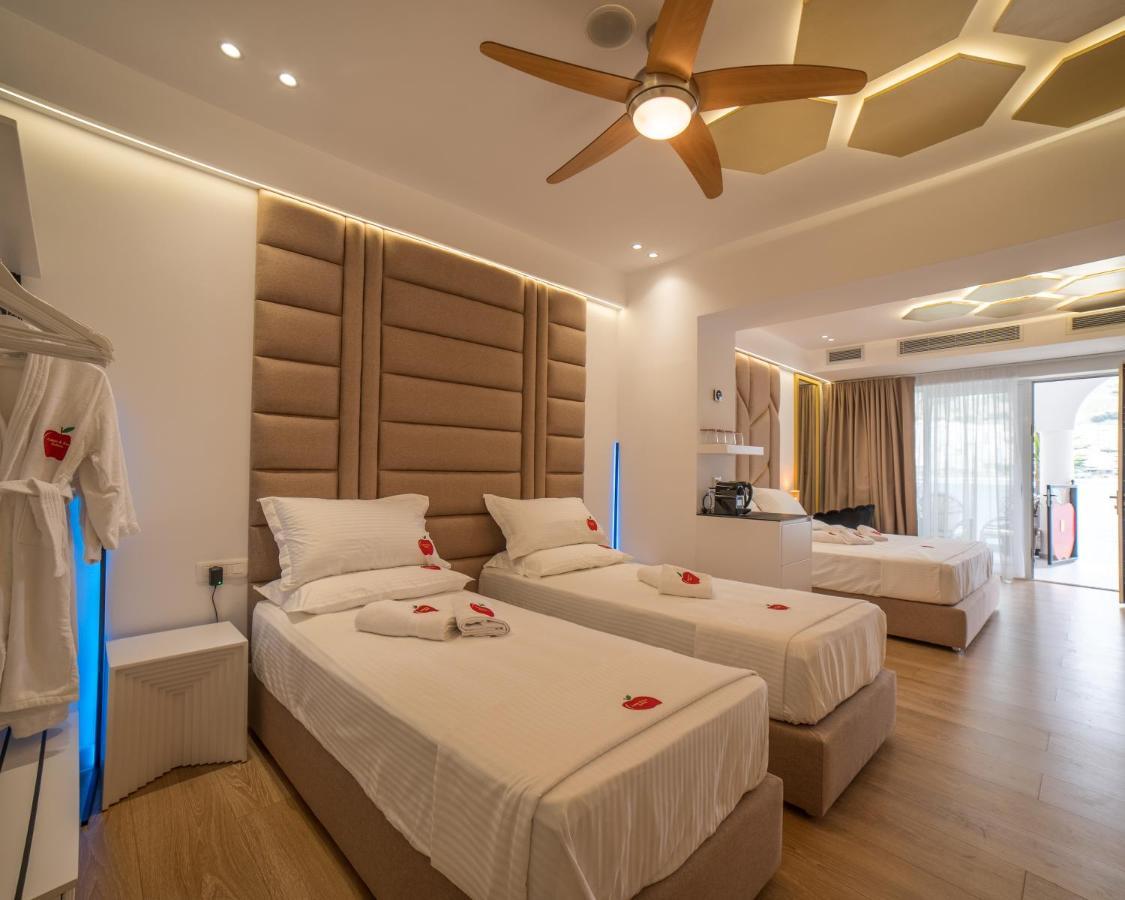 Adam & Eve Suites Saranda Dış mekan fotoğraf