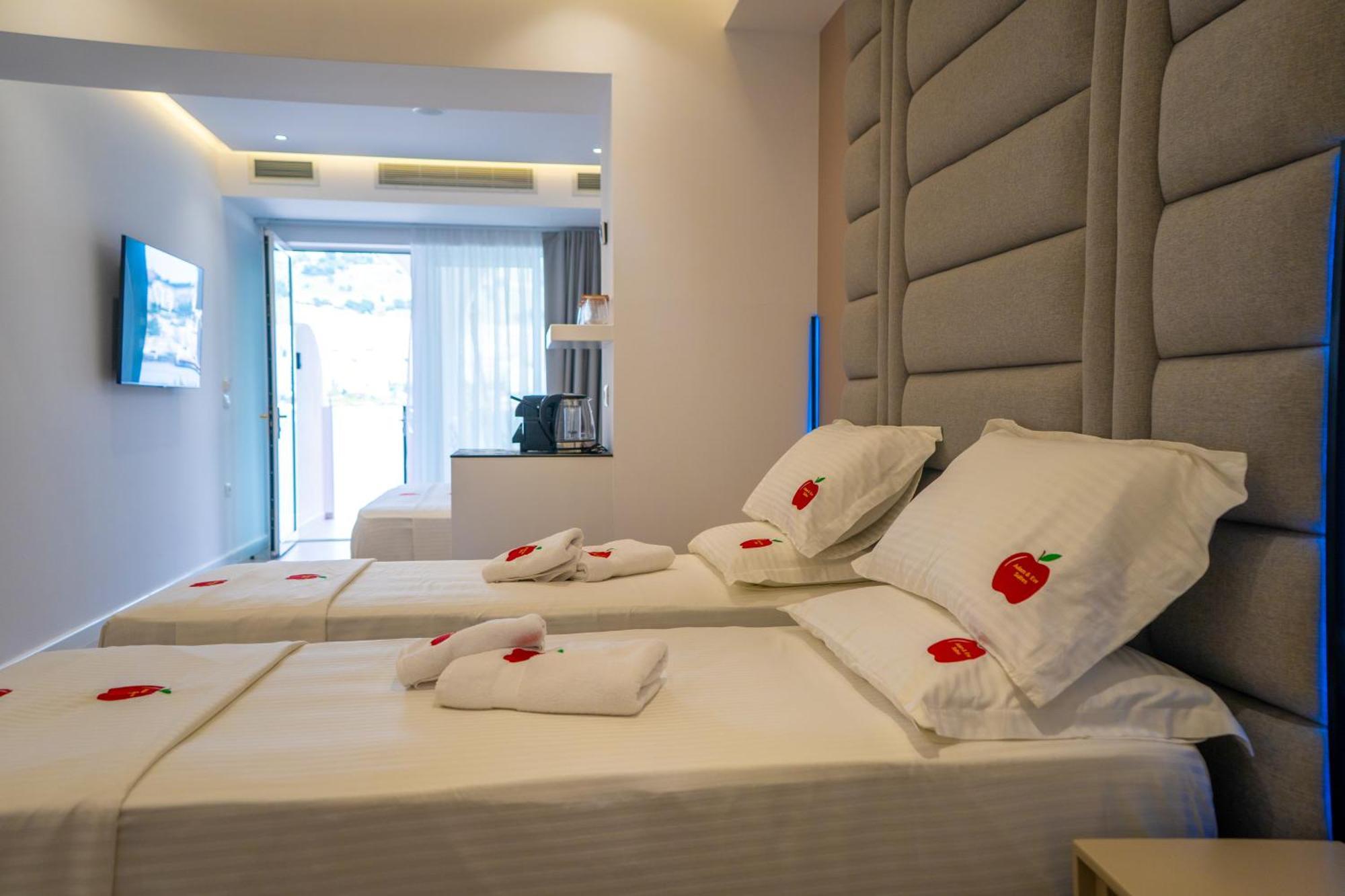 Adam & Eve Suites Saranda Dış mekan fotoğraf