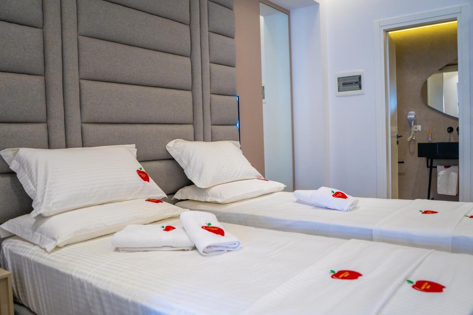 Adam & Eve Suites Saranda Dış mekan fotoğraf