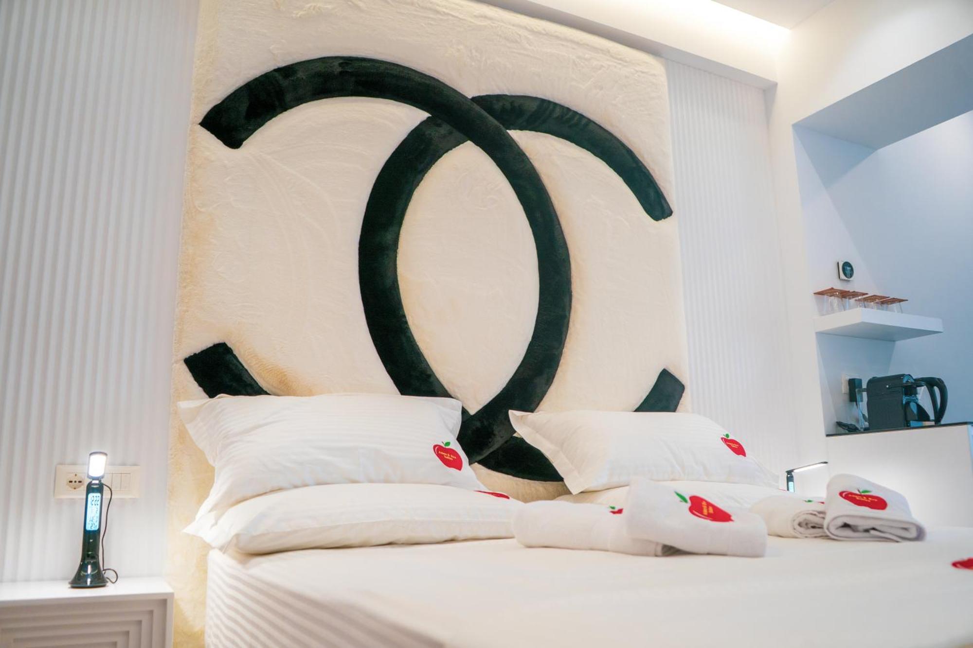 Adam & Eve Suites Saranda Dış mekan fotoğraf