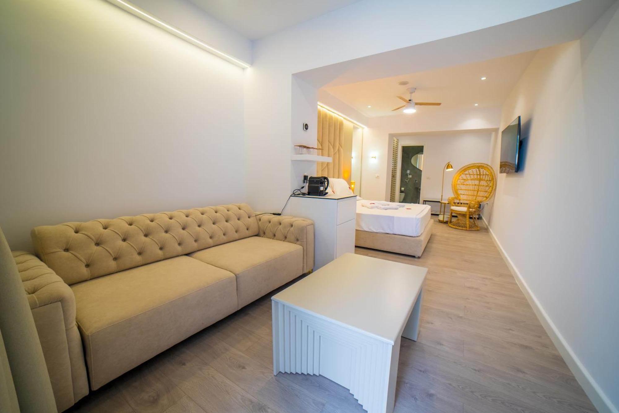 Adam & Eve Suites Saranda Dış mekan fotoğraf