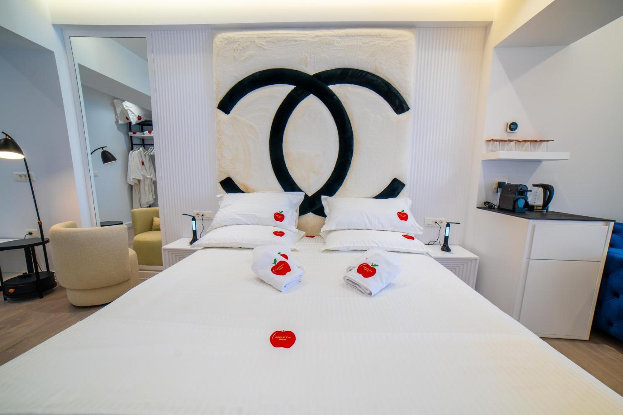 Adam & Eve Suites Saranda Dış mekan fotoğraf