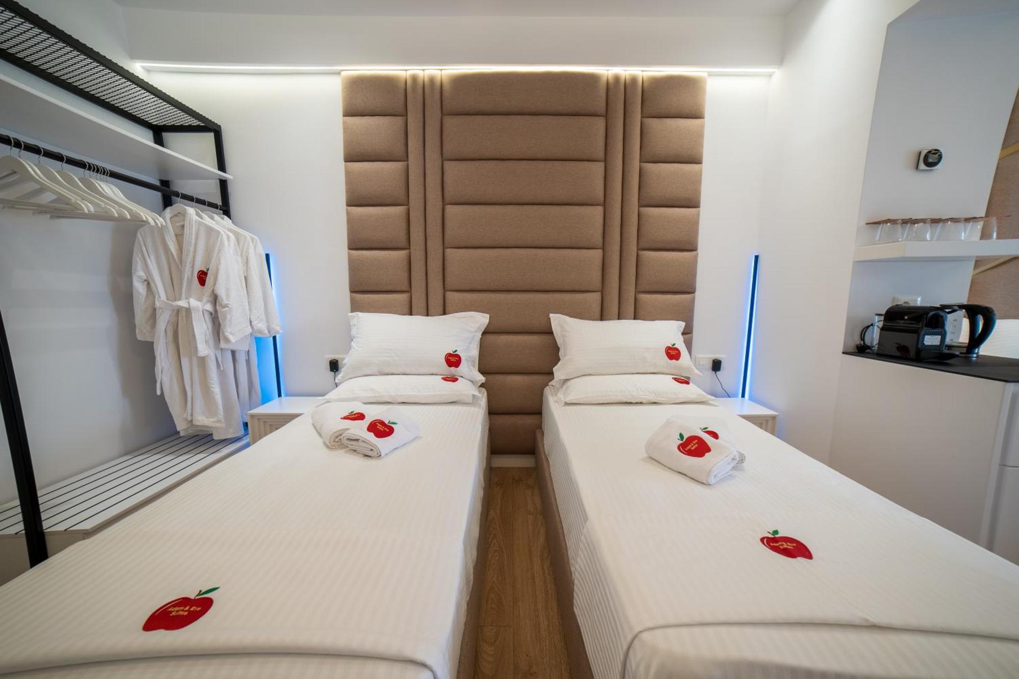 Adam & Eve Suites Saranda Dış mekan fotoğraf